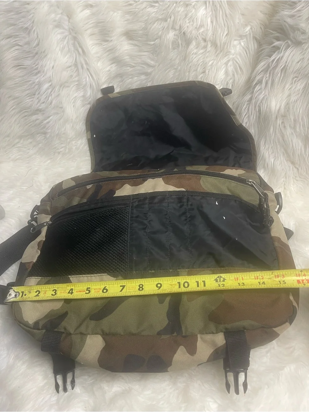 Eastpak Camo Messenger Bag in Green ,Brown & Brown padded laptop compartment.